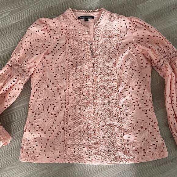 Lace Inset Eyelet Shirt
Dusty Rose - Picture 5 of 6